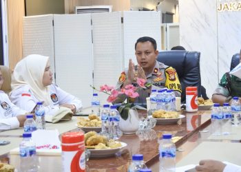 Kapolsek Metro Gambir Gelar Audiensi untuk Wujudkan Pemilukada Aman dan Demokratis