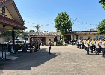 Pimpin Apel Pergeseran Pasukan ke TPS, Ini Penekanan Kapolsek Legok