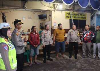 Kapolres Pelabuhan Tanjung Priok Cek TPS Jelang Pilkada Serentak 2024