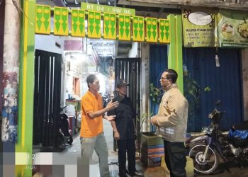 Patroli Bareng Bhabinkamtibmas dan Satkamling: Wujudkan Kampung Rawa yang Aman dan Damai