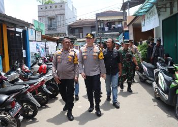 Kapolres Tangsel Tinjau Pemungutan Suara Ulang di TPS 041 Benda Baru