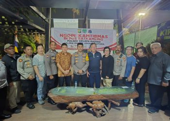 Ngopi Kamtibmas di Gading Kirana, Kapolsek Kelapa Gading Ingatkan Warga soal Kejahatan Media Sosial