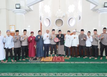 Kapolres Jakut Gelar Jum’at Curhat di Masjid Ash-Shalihin Koja