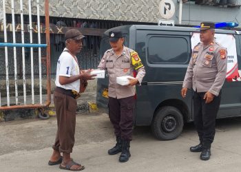 Jumat Berkah Polsek Sunda Kelapa, Bagikan Makanan hingga Pesan Damai untuk Pilkada 2024