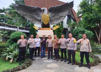 Kesiapan Natal 2024: Polsek Kebon Jeruk Laksanakan Assessment di Gereja Santo Andreas