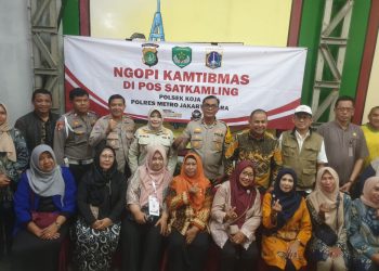 Polsek Koja Gelar Program “Ngopi Kamtibmas” untuk Perkuat Keamanan dan Kebersamaan Warga
