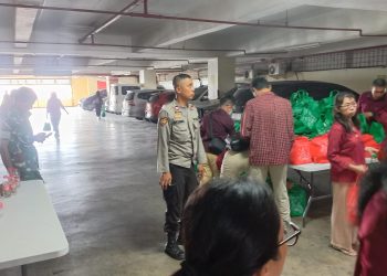 Pengamanan Ibadah Natal 2024, Bhabinkamtibmas Berikan Imbauan Kamtibmas Kepada Jemaat