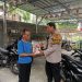 Bhabinkamtibmas Palmeriam Beri Bantuan kepada Warga yang Kurang Mampu