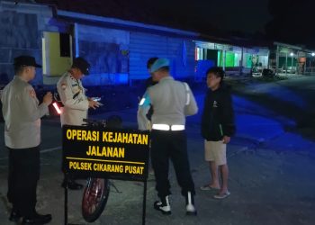Antisipasi 3C di Malam Hari, Polsek Cikarang Pusat Gelar Operasi Kejahatan Jalanan