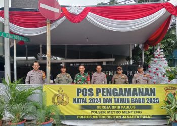 Bhabinkamtibmas Menteng Pengamanan Giat Misa Natal Ke 2 Di Gereja GPIB Paulus
