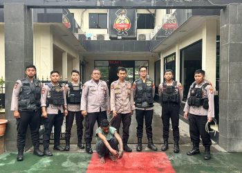 Pengaruh Miras, Pria Bersajam Nekat Berhentiin Busway Di Jakbar, Pelaku Diamankan Polisi
