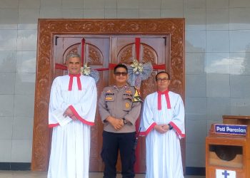 Bhabinkamtibmas Cempaka Baru Amankan Perayaan Natal di Gereja HKBP