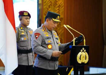 Kapolri Pimpin Sertijab Kapolda Sumbar Irjen Pol Dr. Gatot Tri Suryanta