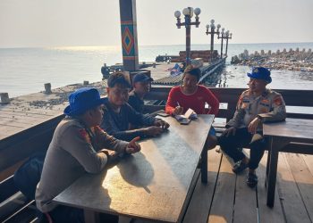 Patroli Satpolairud Polres Kepulauan Seribu Himbau Nelayan Waspada Cuaca Buruk