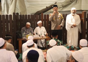 Sinergi Bersama Masyarakat, Kapolres Depok Hadiri Majelis Taklim di Pancoran Mas
