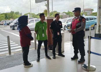 Polisi Bandara Soetta Imbau Sales Taksi Online Jaga Kamtibmas Kondusif