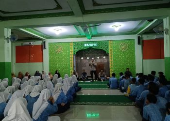 Polres Metro Bekasi Kota Sosialisasi PPDB SMA Taruna Kemala Bhayangkara di SMPN 10
