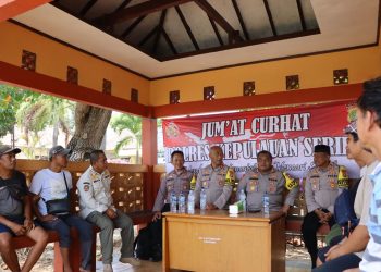 Kapolres Kepulauan Seribu Gelar Kegiatan Jumat Curhat di Pulau Panggang
