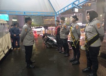 Patroli Gabungan Polsek Menteng dan Polwan Jaga Kamtibmas Sepanjang Jalan MH Thamrin