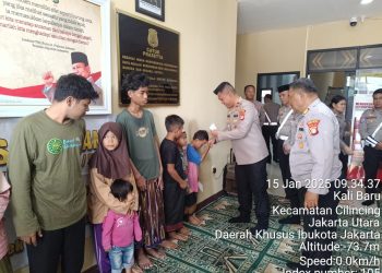 Kapolsek Kawasan Kali Baru, Peduli Anak Yatim Piatu