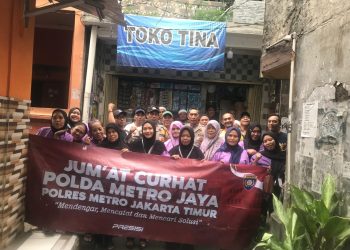 Jumat Curhat Polsek Jatinegara Dengarkan Aspirasi Warga Cipinang Besar Utara