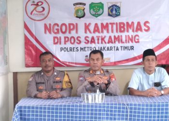 Ngopi Kamtibmas di Jatinegara Demi Sinergi Polri dan Warga Jaga Keamanan Lingkungan