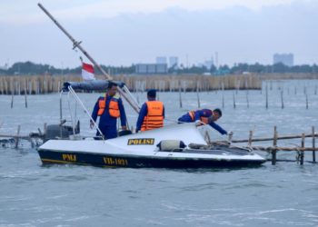 Ditpolairud Bongkar Pagar Laut di Perairan Tangerang, 154 Personel dan 10 Kapal Dikerahkan