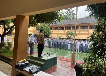 Polres Metro Bekasi Kembali Gelar “Police Goes to School” di SMAN 5 Setu untuk Bentuk Generasi Muda yang Disiplin