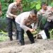 Kapolres Kepulauan Seribu Tinjau Lahan Jagung di Pulau Karya Dukung Ketahanan Pangan