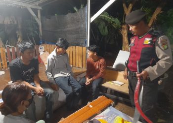 Patroli Polsek Cinere Gagalkan Tawuran dengan Barang Bukti Clurit dan Golok