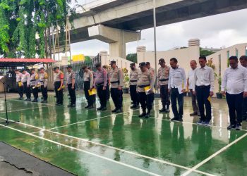 Polsek Cakung Gelar Apel Pagi dan Berikan Penghargaan kepada Anggota Berprestasi