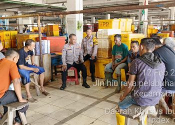 Polsek Kawasan Muara Baru Gelar Kegiatan Bintibmas, Jaga Keamanan Pasar Ikan Modern