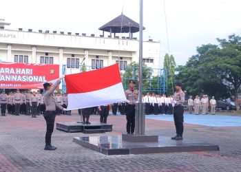 Kapolres Metro Bekasi Pimpin Apel Hari Kesadaran Nasional, Tekankan Disiplin dan Profesionalisme