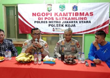 Kapolsek Koja Gelar Ngopi Kamtibmas, Ajak Warga Bersinergi Cegah Tawuran dan Kejahatan