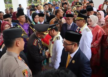 Kapolres Metro Bekasi Hadiri Rapat Paripurna DPRD Sambut Bupati dan Wakil Bupati Terlantik