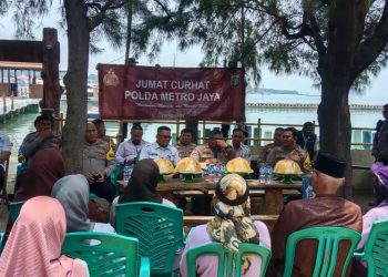 Kapolres Kepulauan Seribu Gelar Jumat Curhat di Pulau Lancang, Sampaikan Pesan Kamtibmas