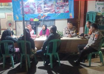 Kapolsubsektor Benhil Amankan Hari Ketujuh Ramadhan Di Pos Singgah RW 09 Kelurahan Petamburan