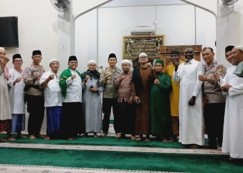 Jaga Kondusivitas Ramadan, Kapolsek Cisauk Gelar Tarawih Keliling