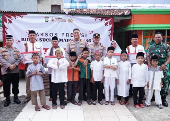 Wakapolda Metro Jaya Gelar Bakti Sosial di Yayasan Domyadhu Lebak Bulus, Jakarta Selatan
