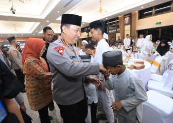 Berbagi Takjil dan Buka Puasa Bersama, Kapolri Perkuat Sinergi dengan Media dan Masyarakat