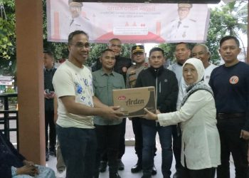 Polri Peduli di Bulan Suci Ramadhan: Kapolda Metro Jaya dan Alumni AKABRI 1990 Gelar Bakti Sosial di Panti Sosial Tresna Werdha