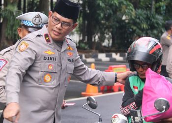 Polda Metro Jaya Gelar Bakti Sosial dan Bazar Ramadan, Ribuan Paket Sembako Dibagikan