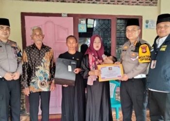 Alumni Akpol 1998 Salurkan Bantuan untuk Keluarga Tiga Polisi Gugur di Way Kanan, Lampung