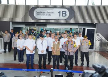 Tinjau Bandara Soetta, Kapolri Instruksikan Jajaran Rutin Patroli Pastikan Pemudik Aman-Nyaman