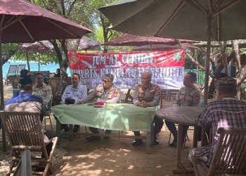Kapolres Kepulauan Seribu Gelar Jumat Curhat di Pulau Kelapa, Ajak Warga Aktif Jaga Kamtibmas