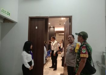 Polsek Cempaka Putih Amankan Ibadah Paskah di GBI Grand Pramuka City