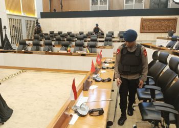 Satuan Brimob Polda Metro Jaya Siaga Amankan Konferensi ke-19 Parlemen OKI di Gedung DPR/MPR RI