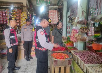 Polsek Matraman Pantau Stabilitas Harga Sembako di Pasar Palmeriam