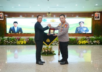 Teken MoU dengan Kementerian LH, Kapolri Komitmen Jaga Kualitas Lingkungan Hidup Jadi Lebih Baik
