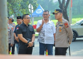 Kapolres Metro Bekasi Cek Langsung Pengamanan Hari Kenaikan Yesus Kristus Di Gereja Katolik Paroki Ibu Teresa Lippo Cikarang